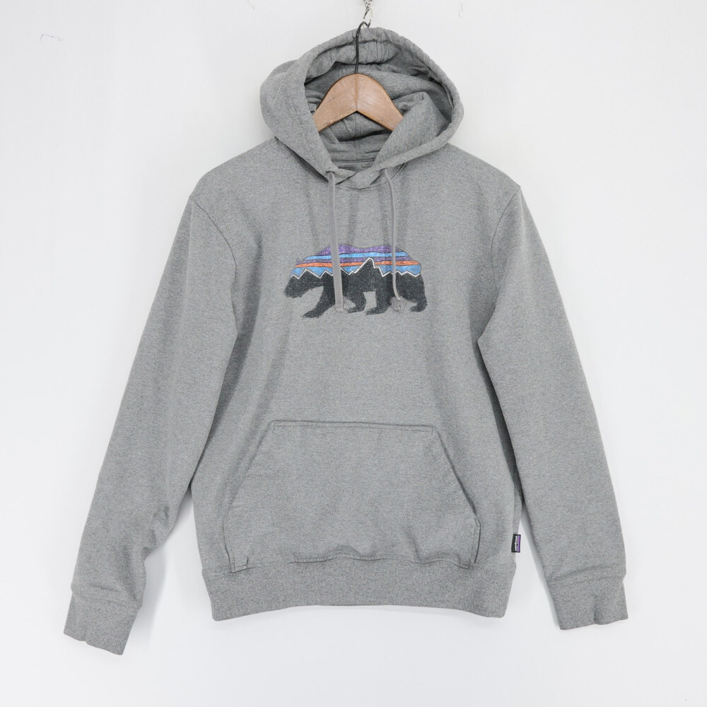 Patagonia Uprisal Hoodie Mens M Gray Heather Pullover Sweatshirt Fitz Roy Bear